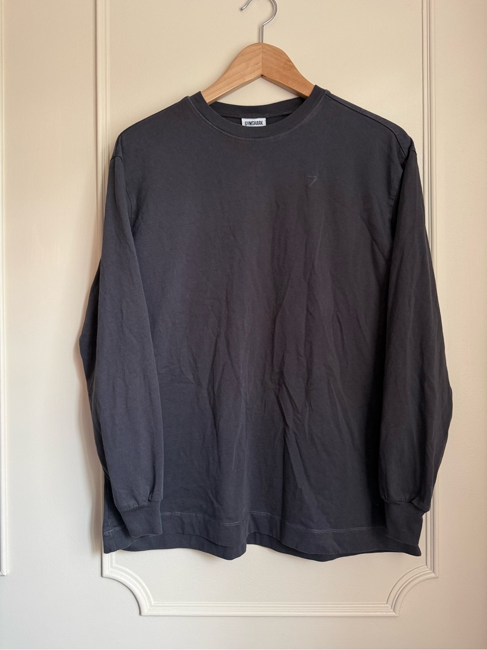 Gymshark Women's Long Sleeve Crew - Charcoal
